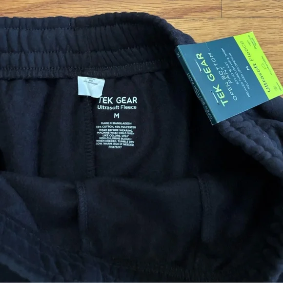 Tek Gear Ultrasoft Fleece Pants Men’s Medium Black Open Bottom Sweatpants New - Picture 2 of 6